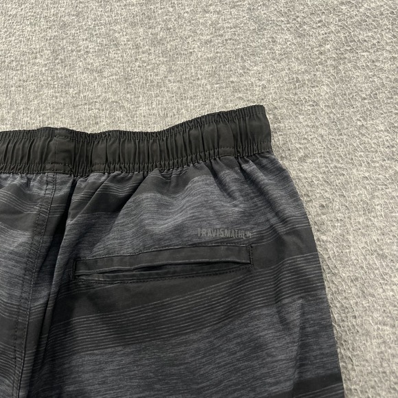 Travis Mathew Striped Shorts Mens S Elastic Waist Performance Outdoor Lightweigh - Picture 7 of 13